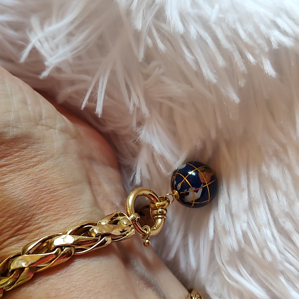 14k Gold and Gemstone pendant and chain. - Picture 6 of 10